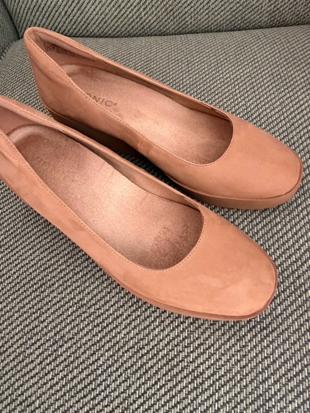 Vionic Women's Wedge Pumps - Dusty Rose